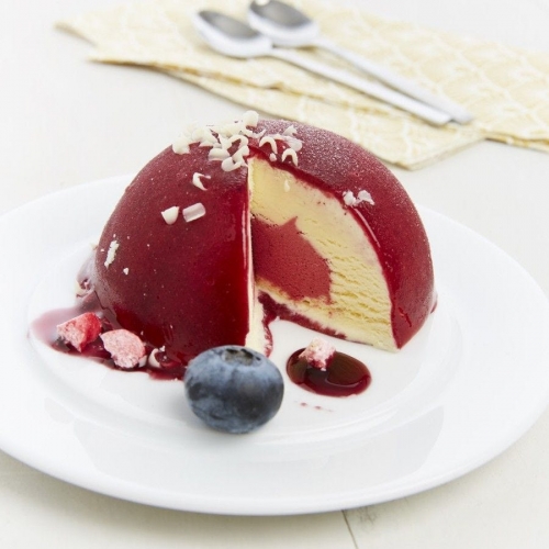 Royal cassis